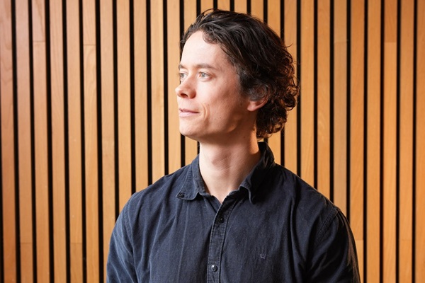 Mads-Larsen_1200x800