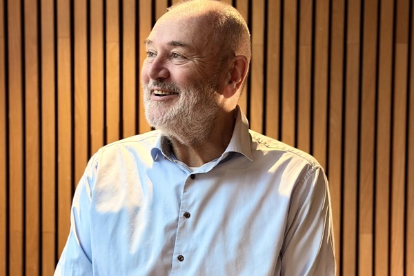 Hans-Thomsen_1200x800