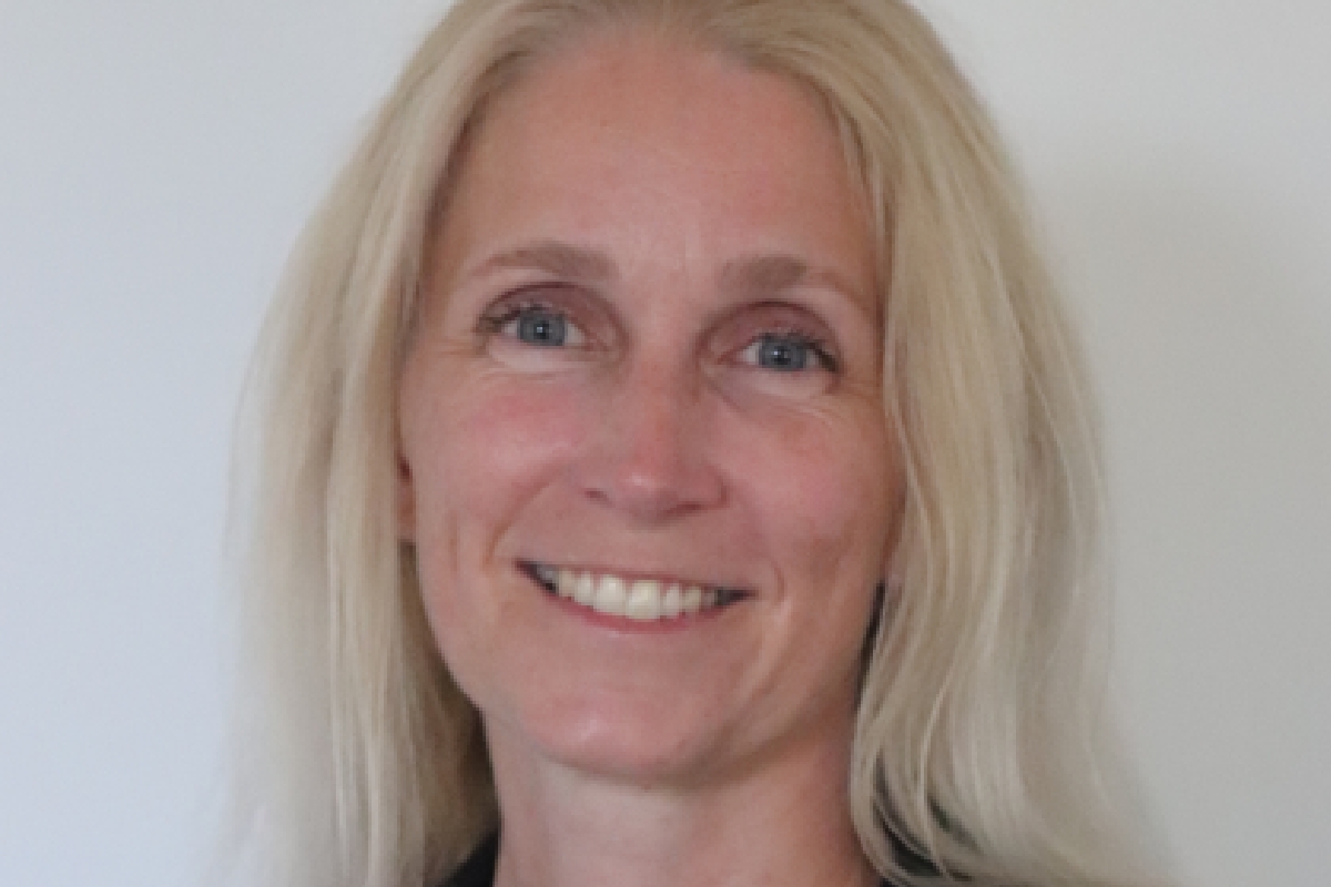 Annette-Kjoelby_1200x800